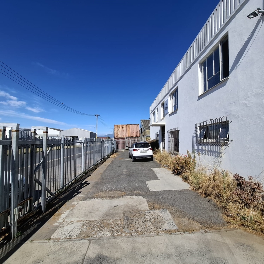 To Let Commercial Property for Rent in Stikland Industrial Western Cape